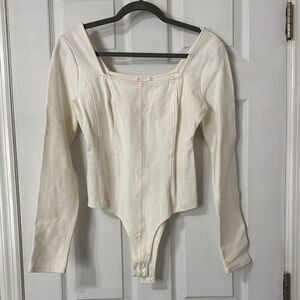 Gianni Bini Cream Long Sleeve Top
